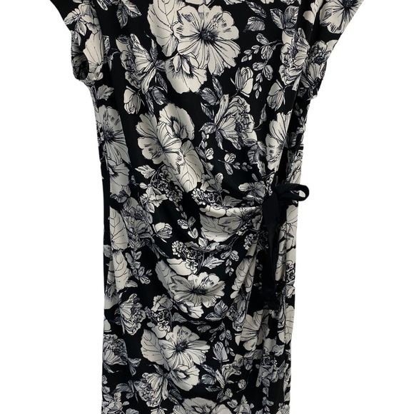 TAYLOR for a pea in the pod ( maternity) black and white dress size medium - Picture 5 of 6